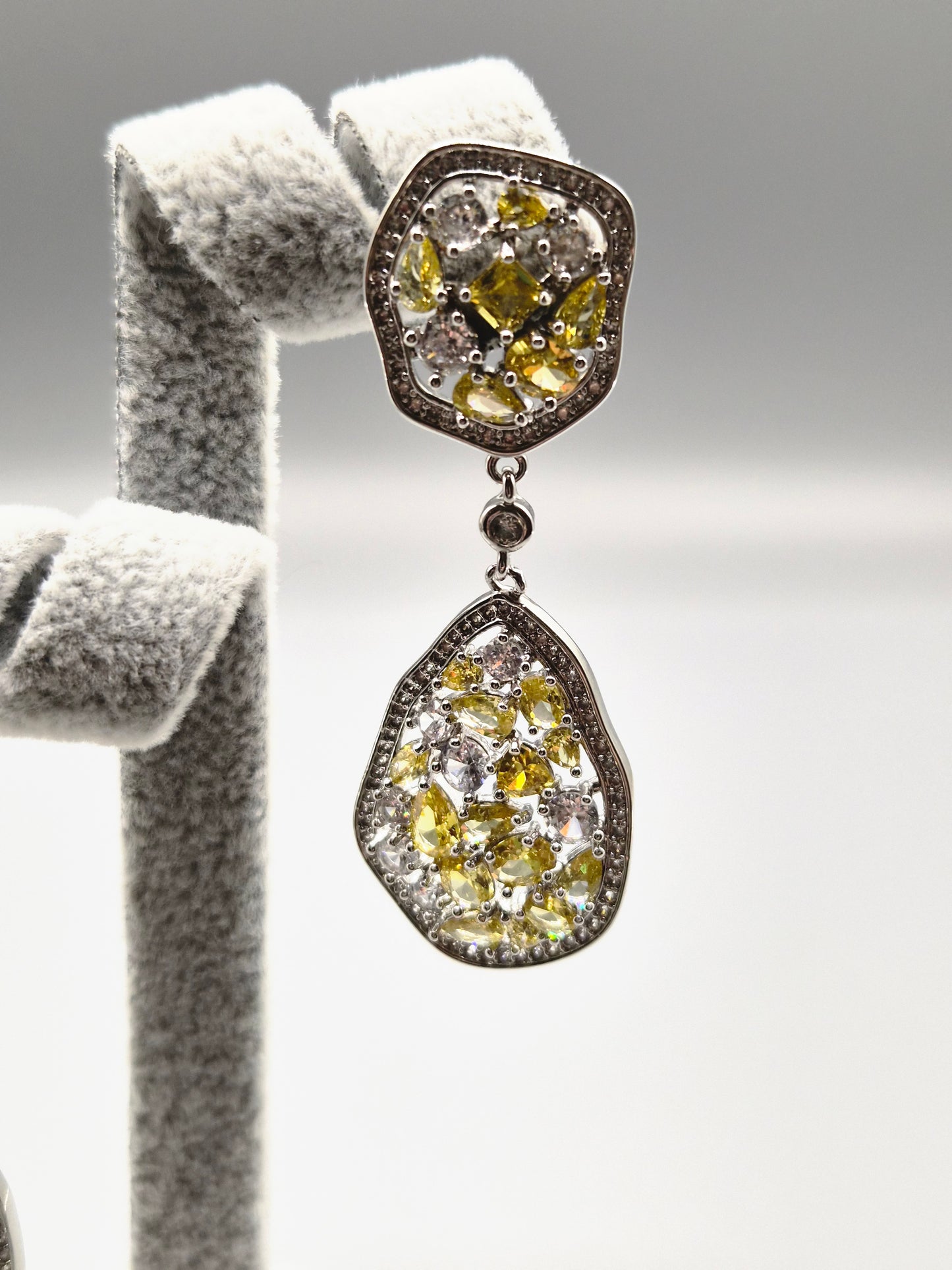 Pear Shaped Yellow & Cubic Zirconia Drop Earrings