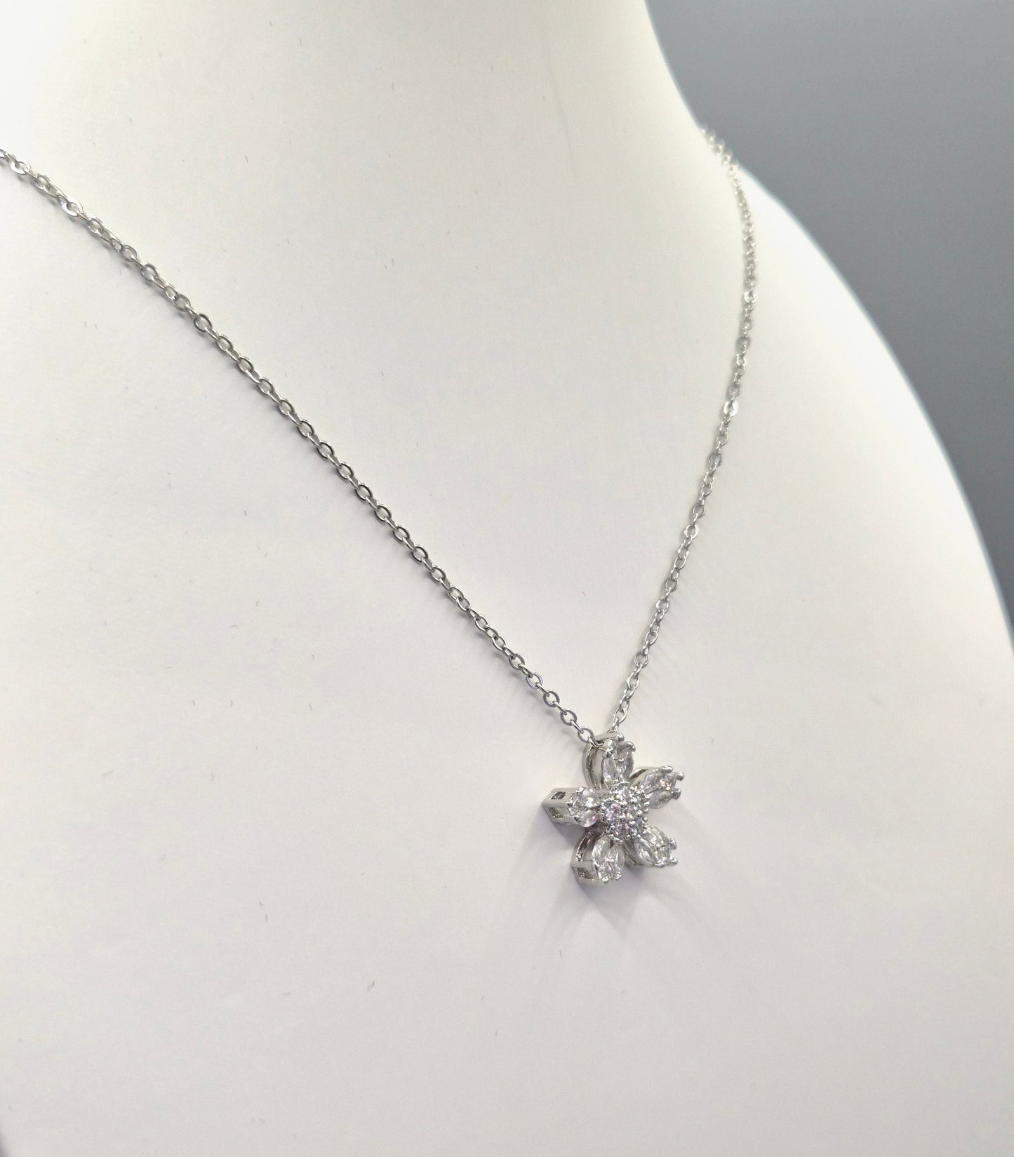 Flower Design Cubic Zirconia Pendant