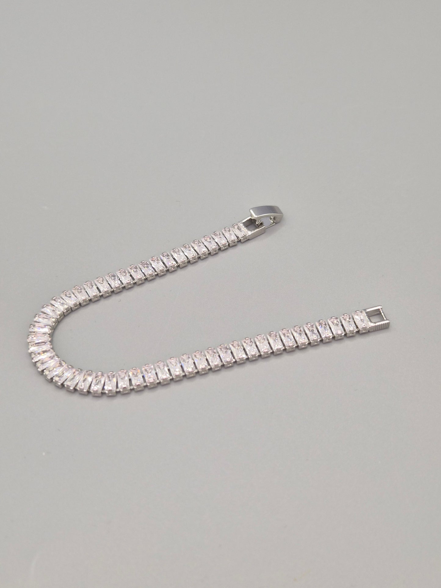 Baguette Cut Cubic Zirconia Line Bracelet