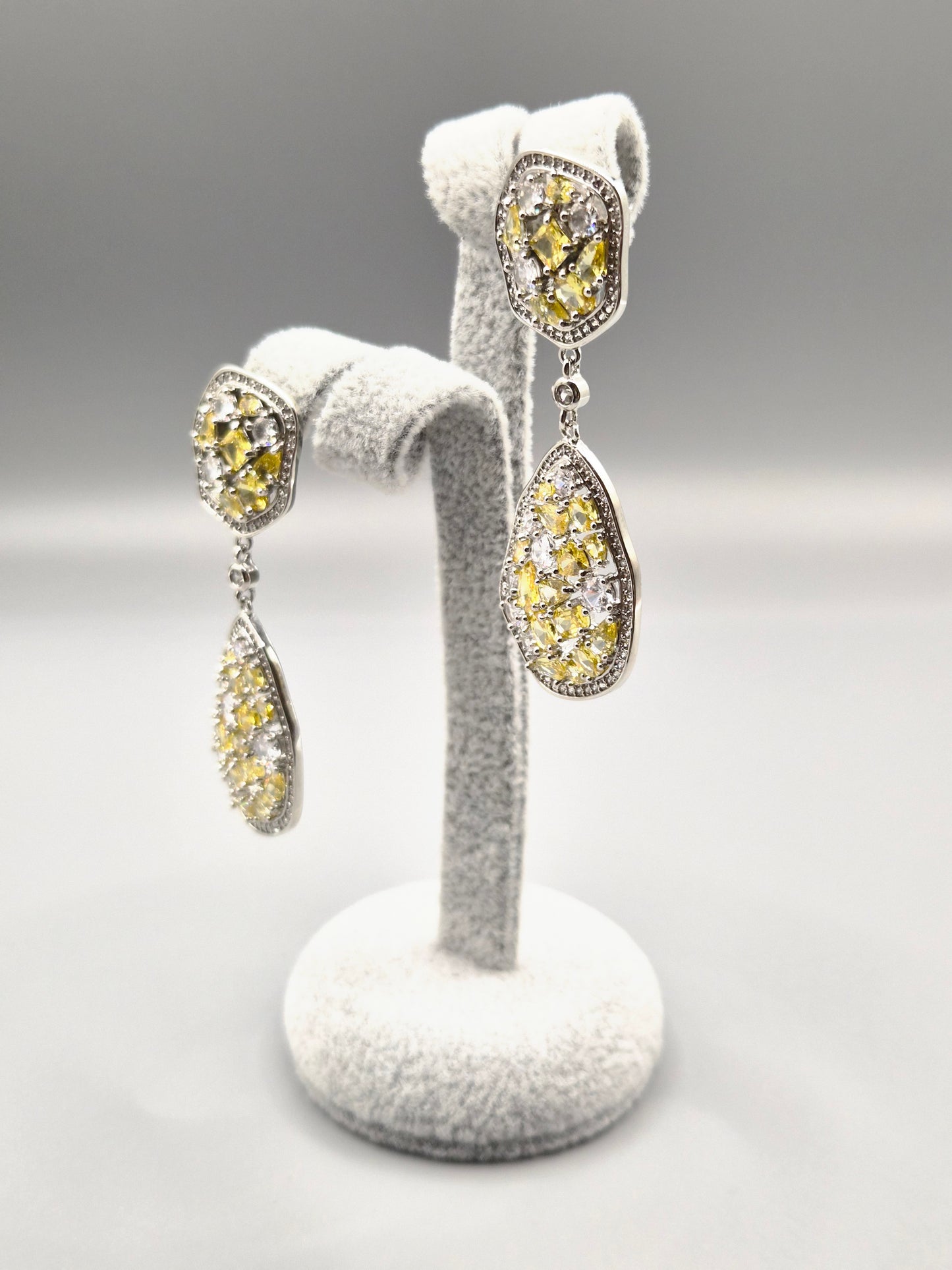Pear Shaped Yellow & Cubic Zirconia Drop Earrings