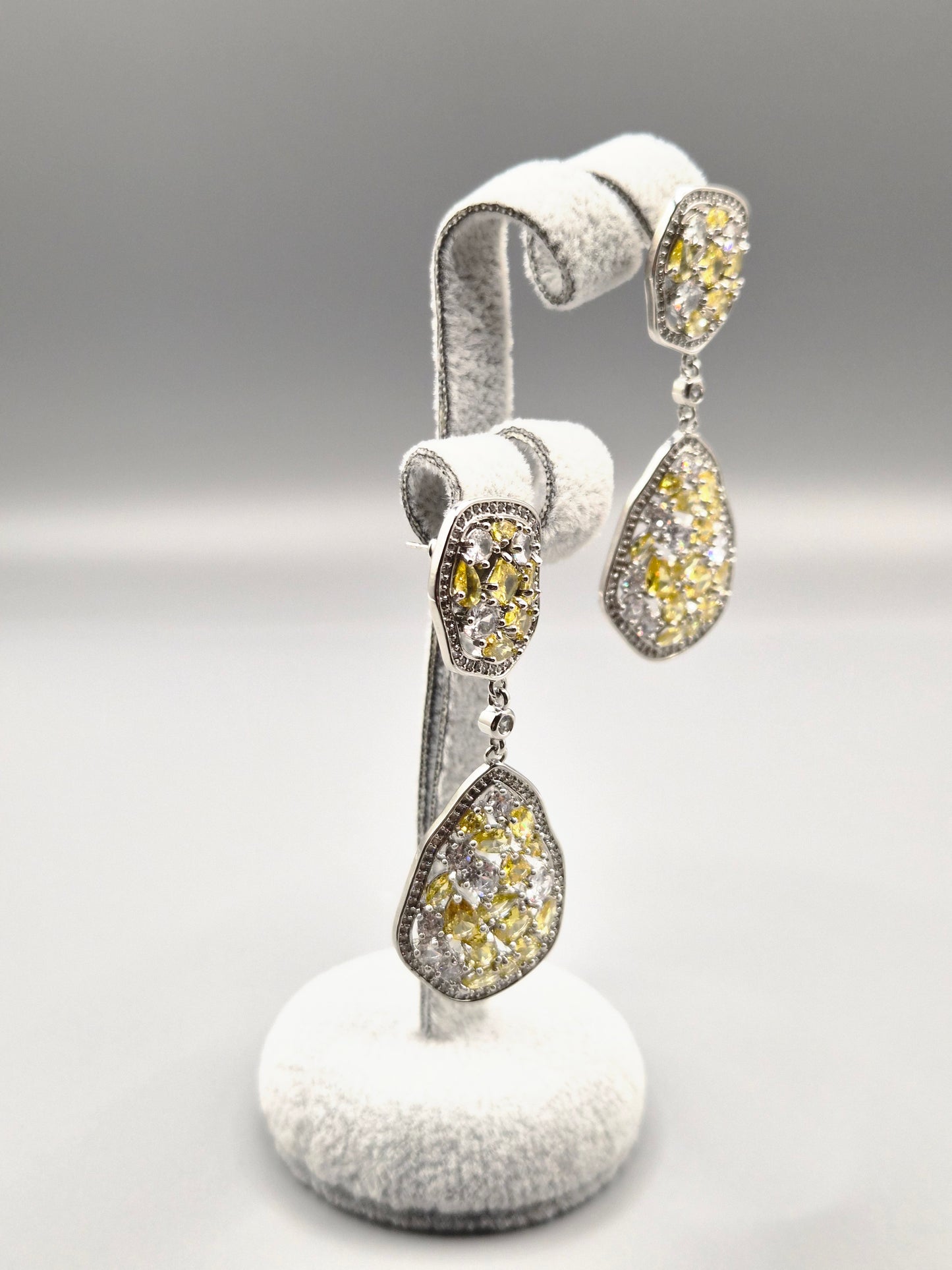 Pear Shaped Yellow & Cubic Zirconia Drop Earrings
