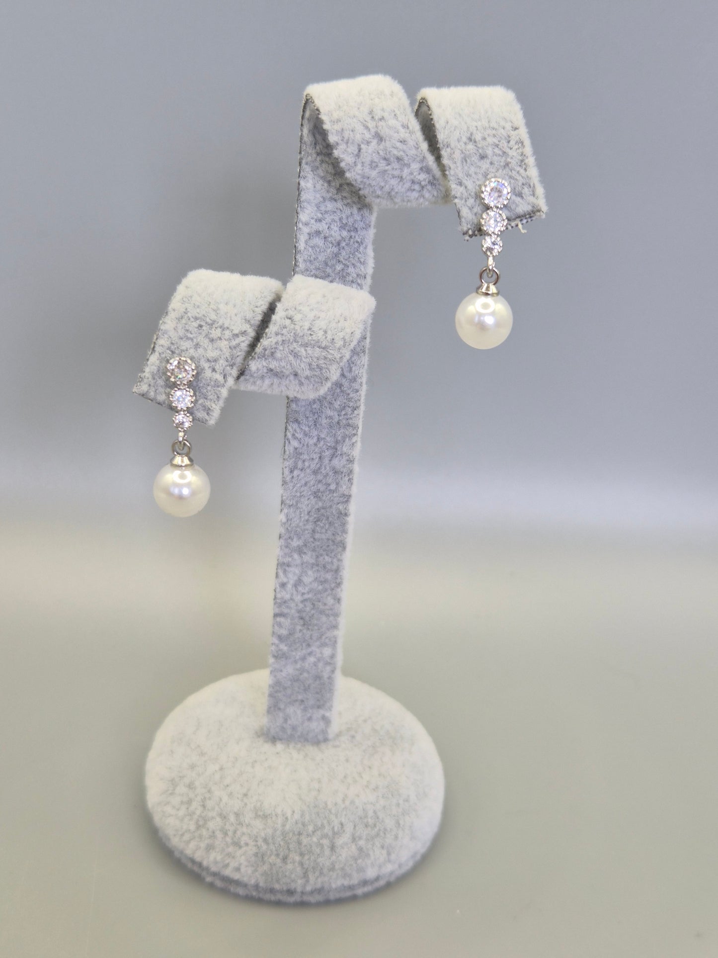 Round Brilliant Cut Cubic Zirconia & Pearl Drop Earrings