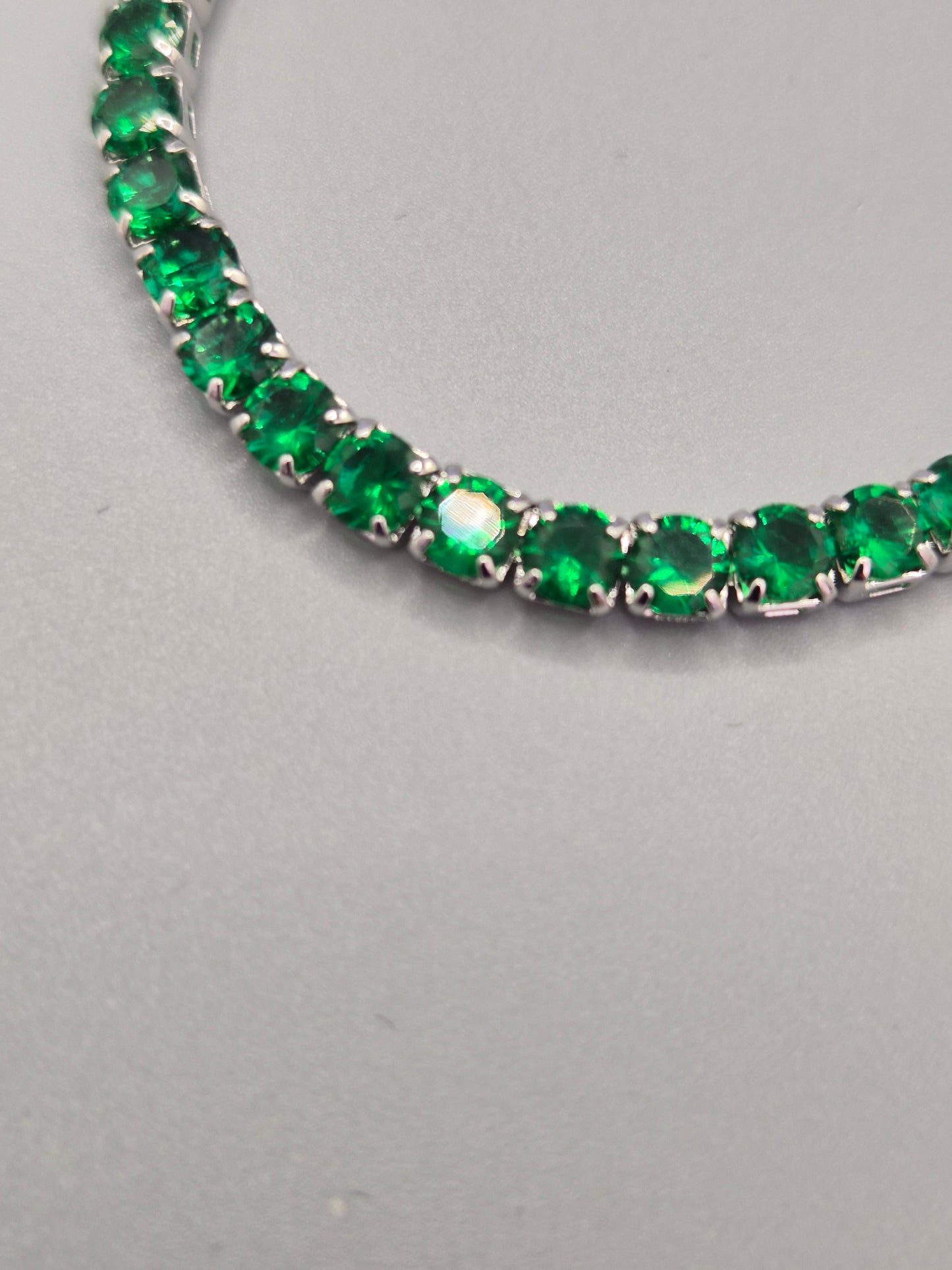 Green Round Brilliant Cut Cubic Zirconia Adjustable Bracelet