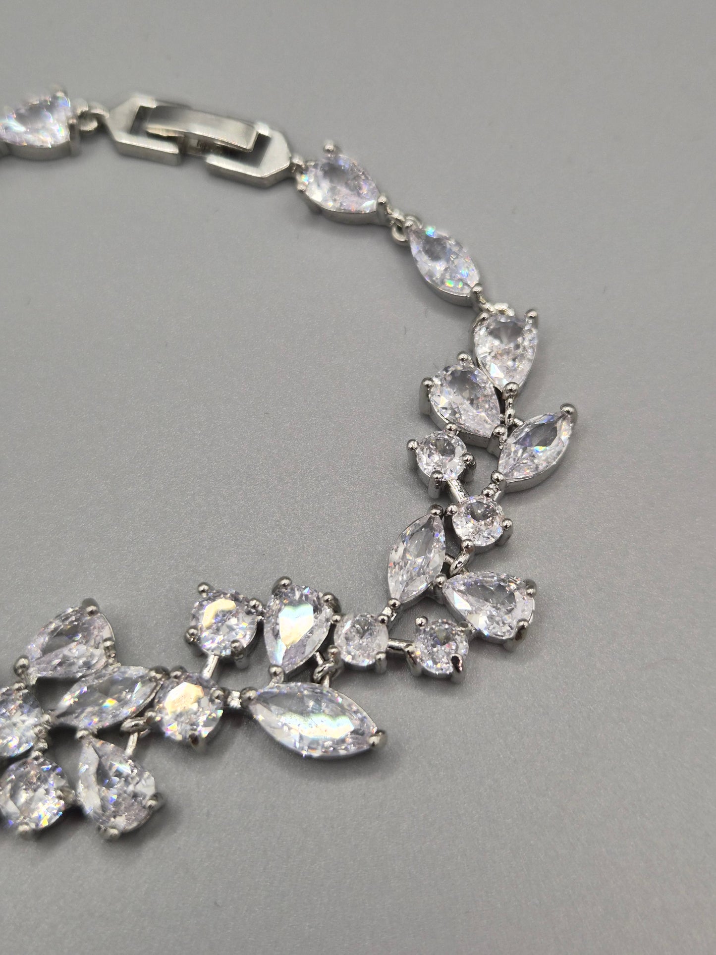 Marquise, Pear & Round Cut Cubic Zirconia Bracelet