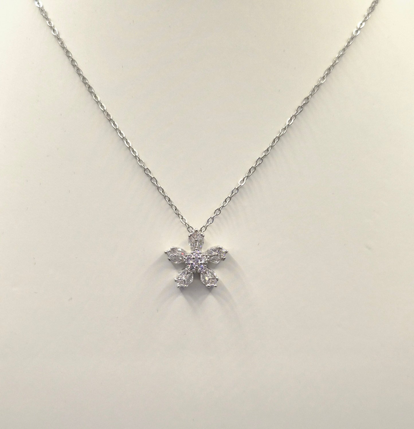 Flower Design Cubic Zirconia Pendant
