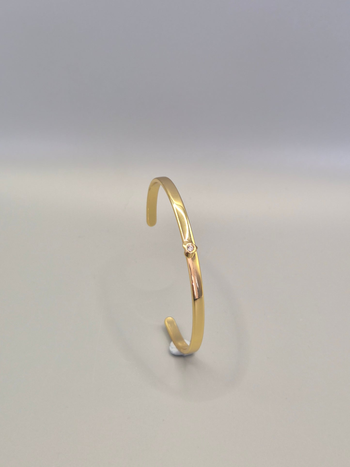 Torque Bangle With Heart Design Set With Cubic Zirconia Yellow Set