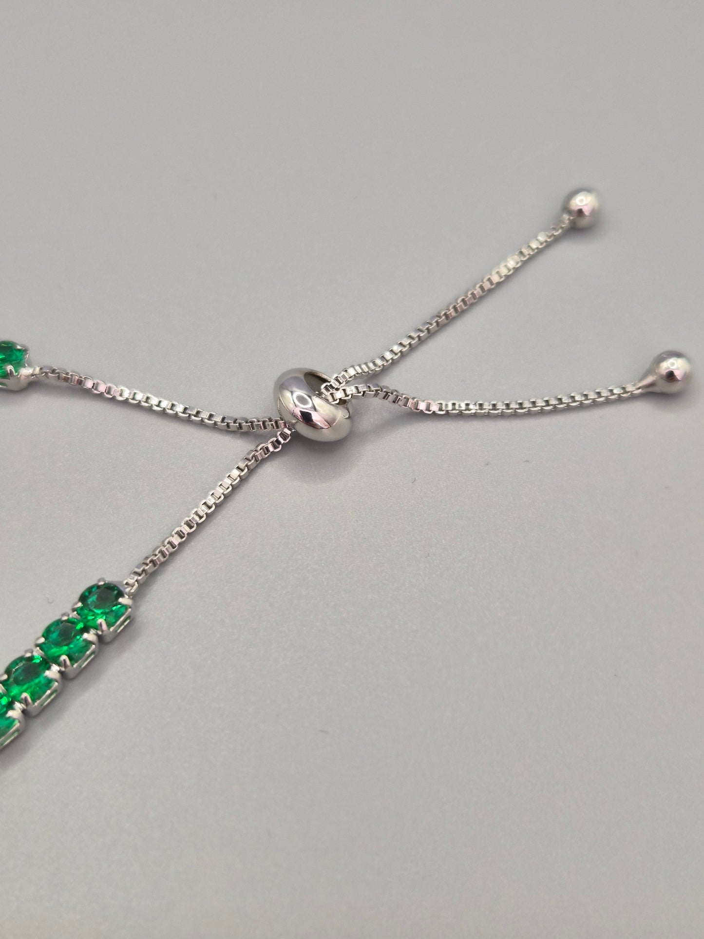 Green Round Brilliant Cut Cubic Zirconia Adjustable Bracelet