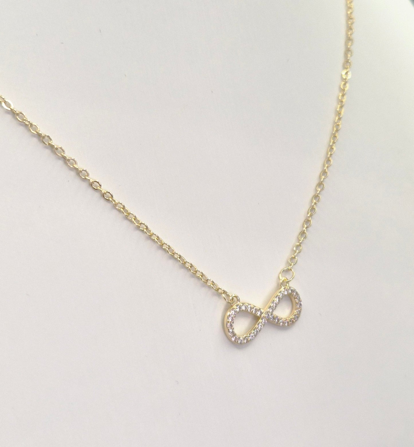 Infinity Yellow Set Cubic Zirconia Pendant