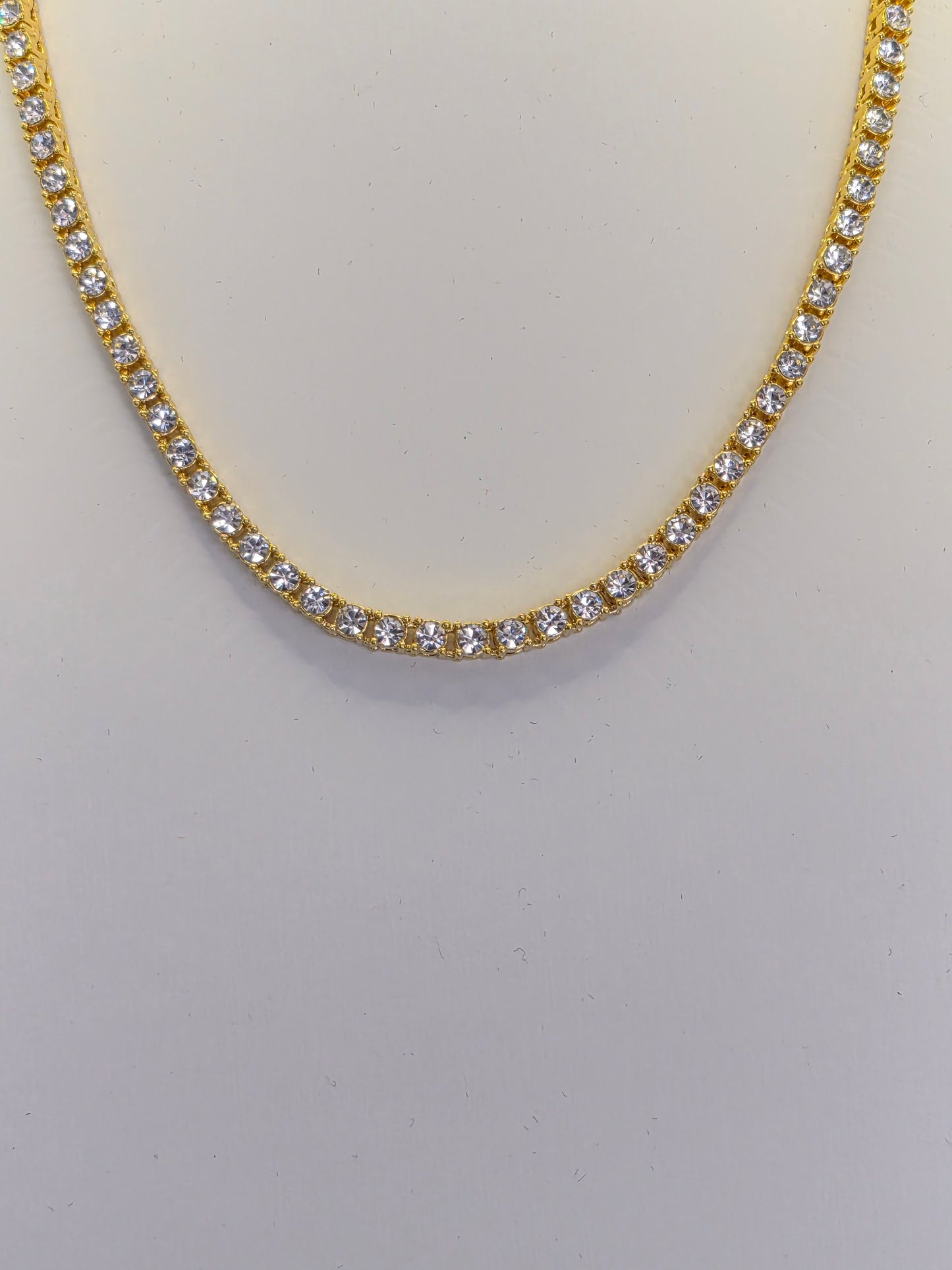 Cubic Zirconia 18" Line Necklace Claw Set - Yellow