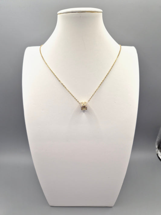 Soinner Yellow Set Cubic Zirconia Pendant
