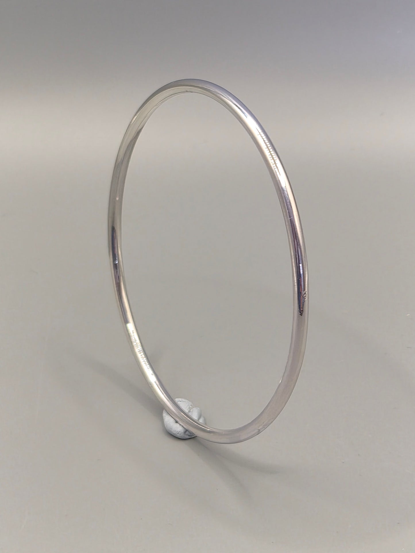 Full Bangle Silver Coloured