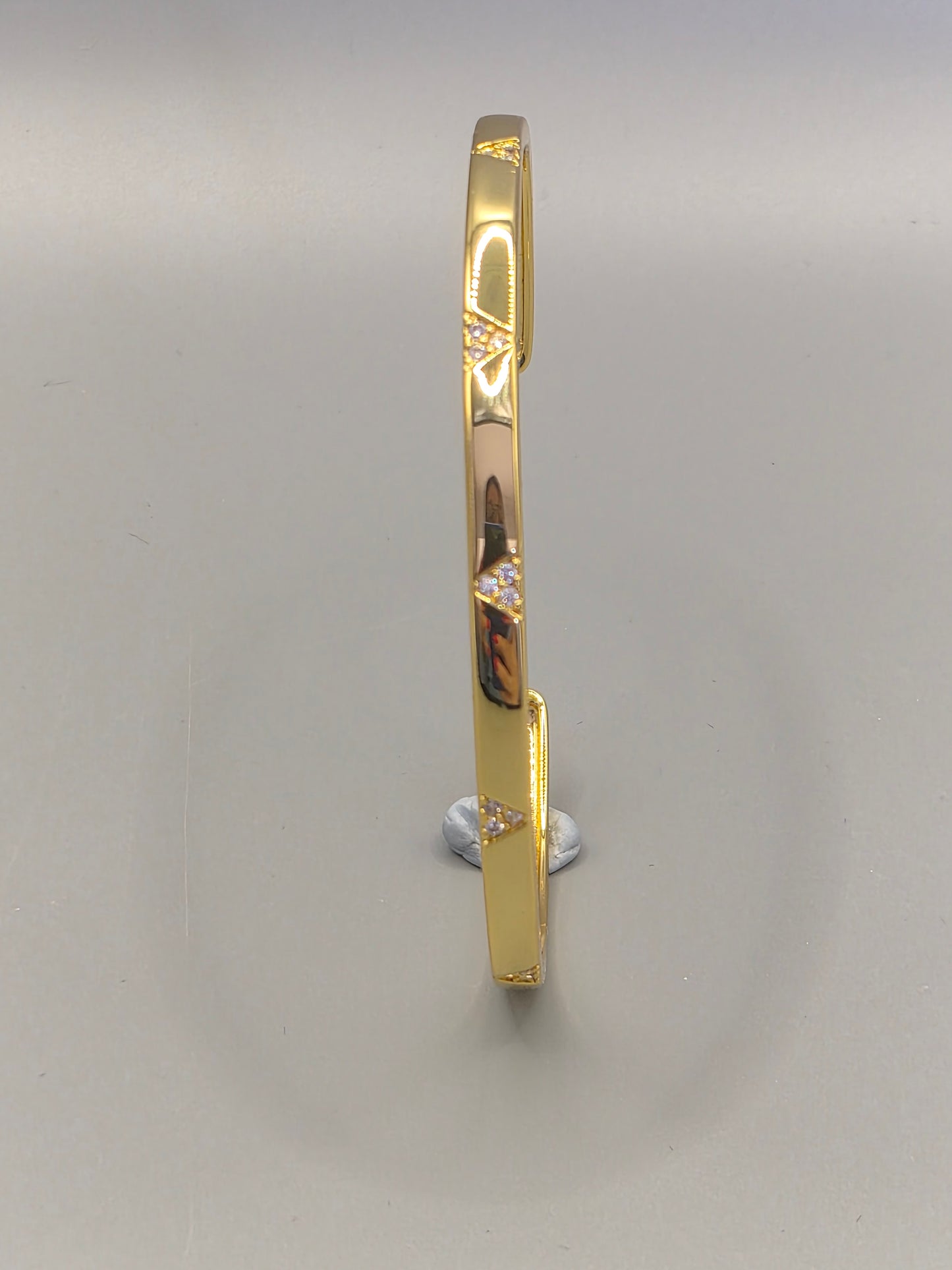 Torque Bangle Bead Set With Triangle Design Cubic Zirconias Yellow Coloured