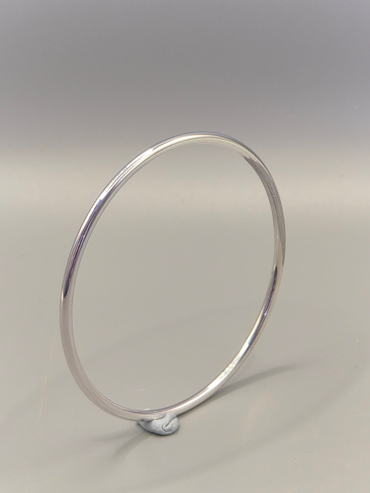 Full Bangle Silver Coloured