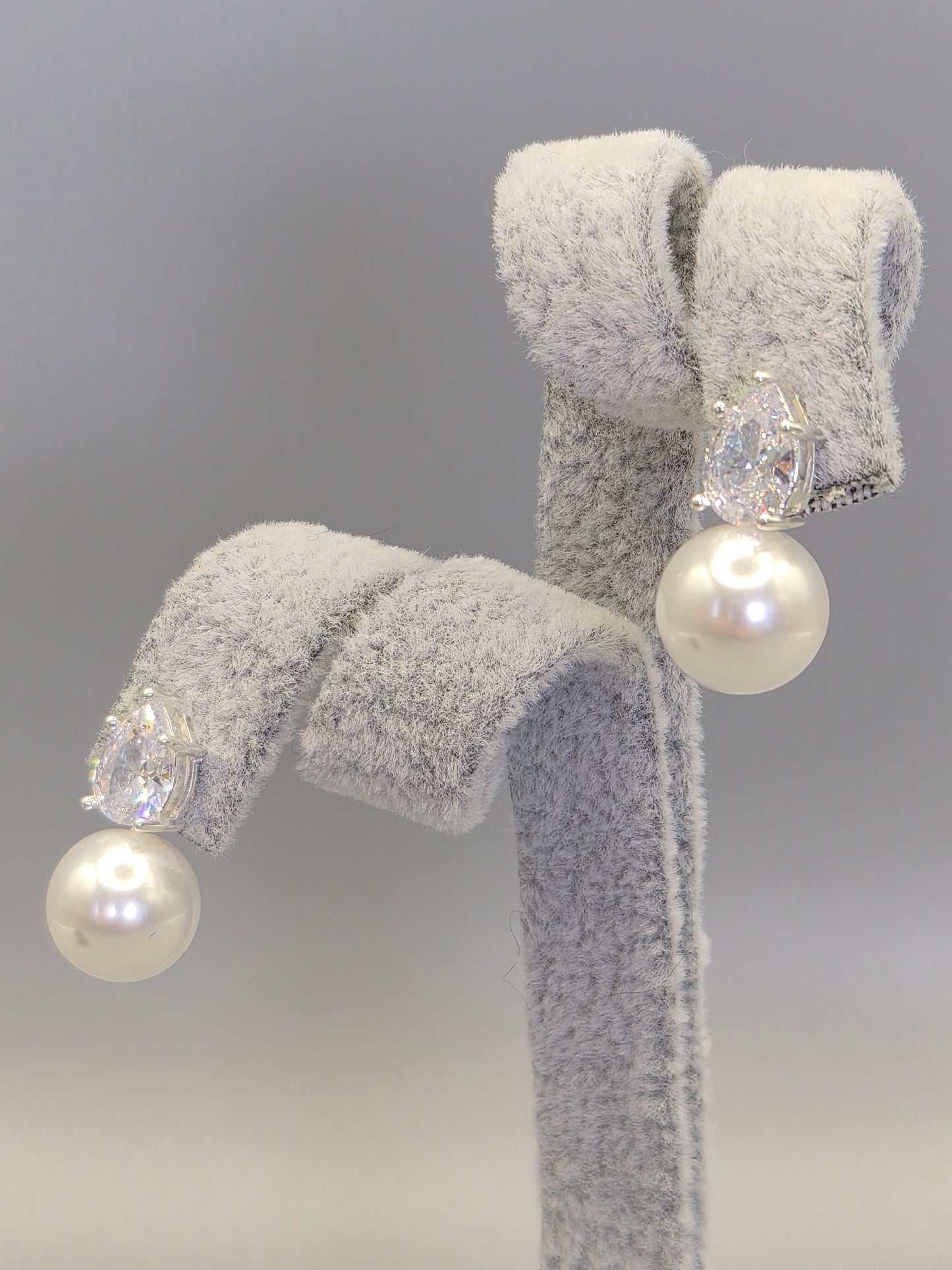 Double Pearl & Pear Shaped Cubic Zironia Stud Earrings