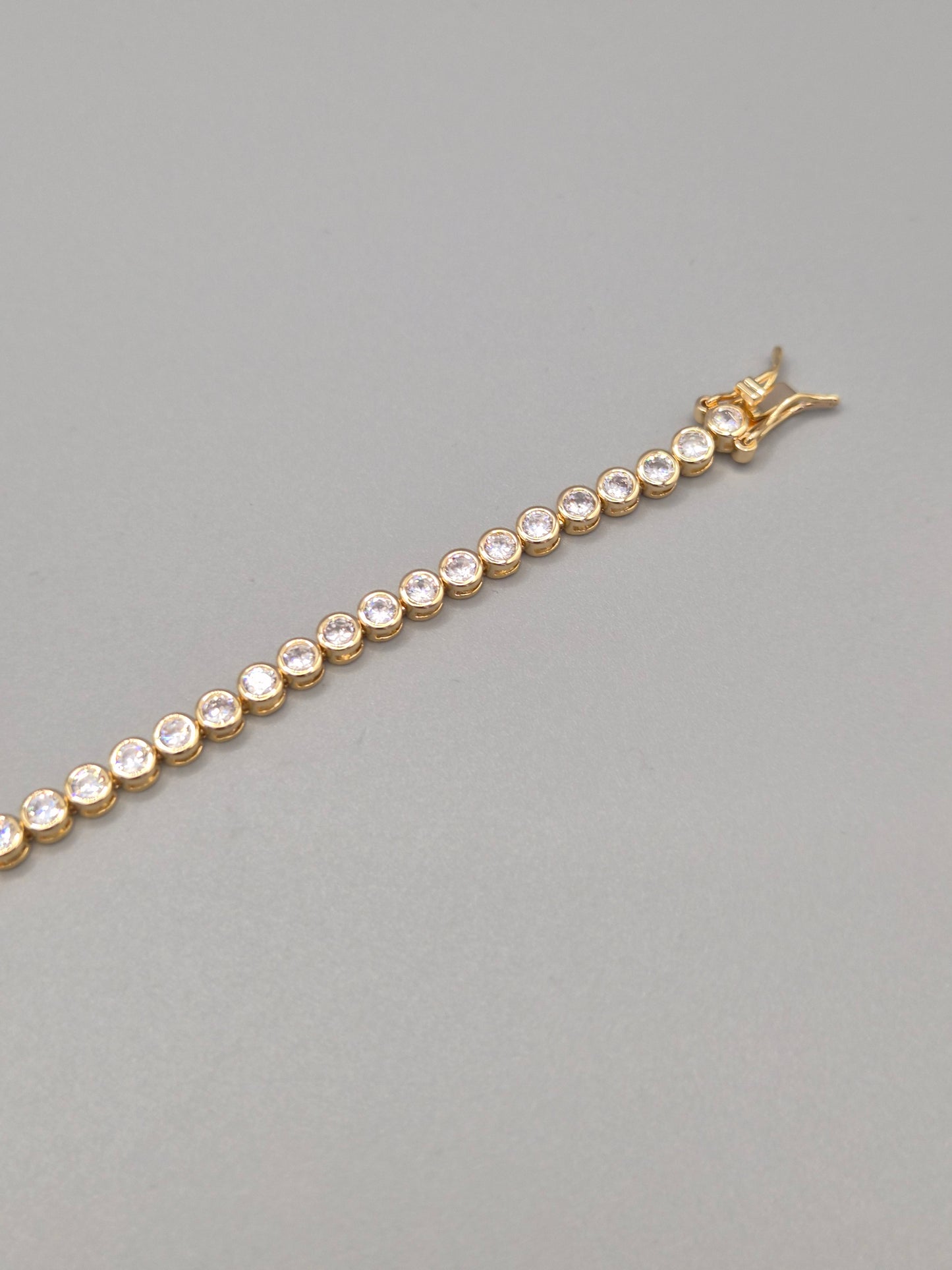 Bezel Set Round  Brilliant Cut Cubic Zirconia Line Bracelet Yellow Set